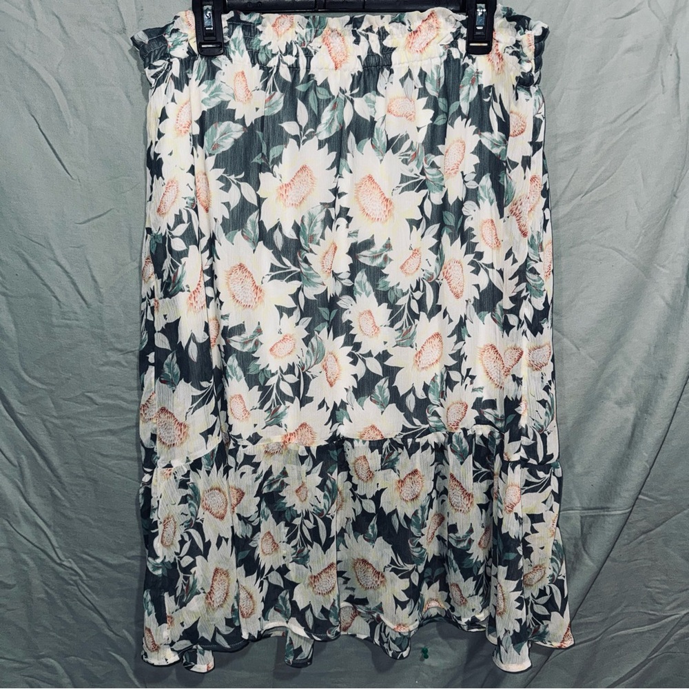 LC Lauren Conrad Floral A-Line Skirt - Green and White